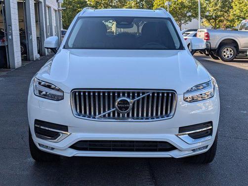 2024 Volvo XC90 B5 Plus Bright Theme