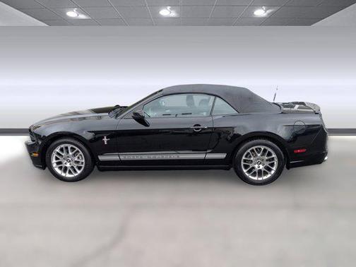 2014 Ford Mustang V6