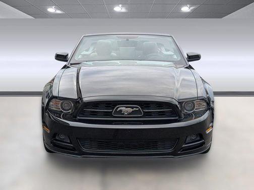 2014 Ford Mustang V6
