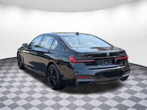 2022 BMW 750 i xDrive