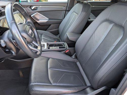 2023 Audi Q3 Premium 45 TFSI S line quattro Tiptronic
