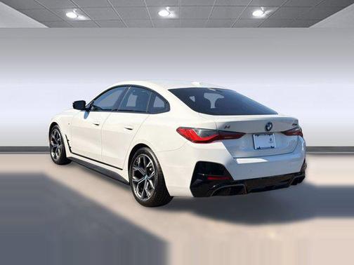 Alpine White 2022 BMW i4 Gran Coupe M50