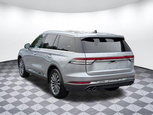 2023 Lincoln Aviator Standard AWD