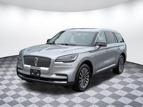 2023 Lincoln Aviator Standard AWD