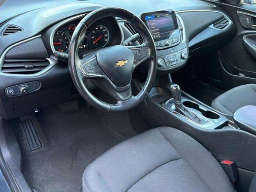 2020 Chevrolet Malibu FWD RS