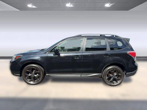 Crystal Black Silica 2018 Subaru Forester 2.5i Premium Black Edition