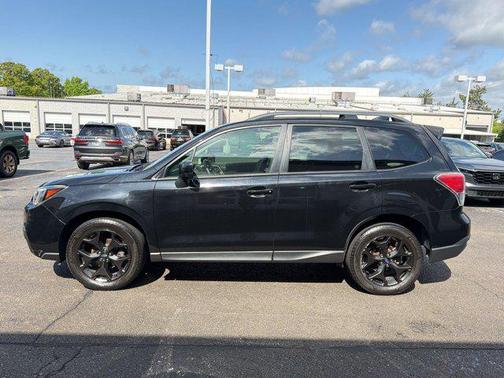 Crystal Black Silica 2018 Subaru Forester 2.5i Premium Black Edition