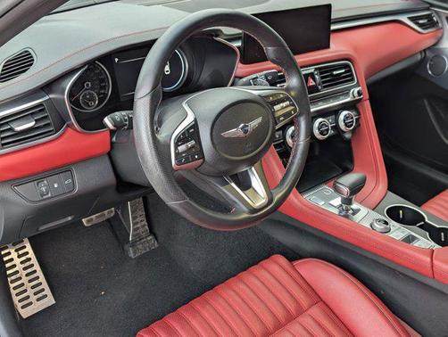 2023 Genesis G70 2.0T RWD