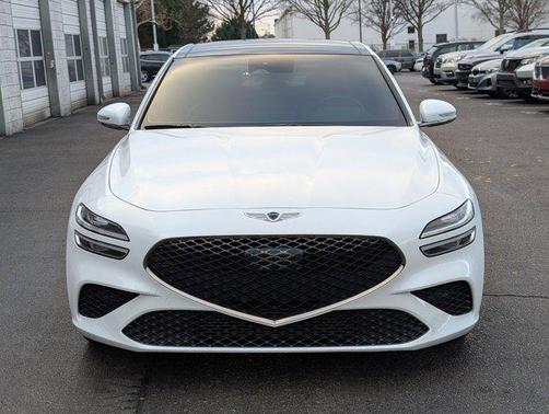 2023 Genesis G70 2.0T RWD