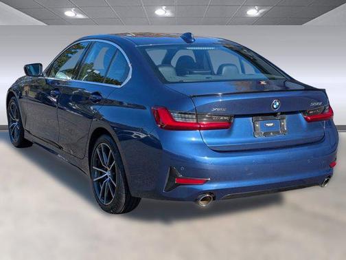 2022 BMW 330 xDrive