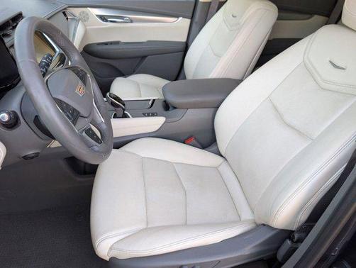 2018 Cadillac XT5 Premium Luxury