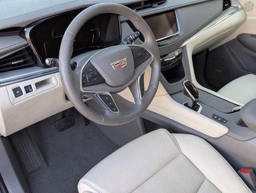 2018 Cadillac XT5 Premium Luxury