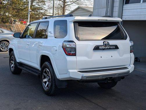 2024 Toyota 4Runner TRD Off Road