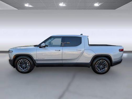 2025 Rivian R1T Adventure