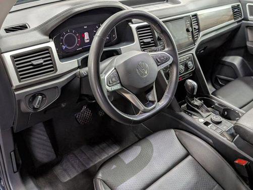 2022 Volkswagen Atlas 3.6L SE w/Technology