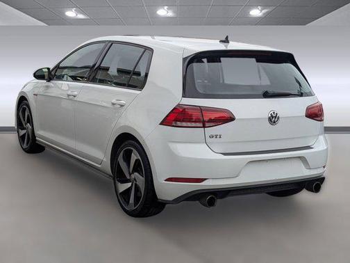 2018 Volkswagen Golf GTI 2.0T S 4-Door