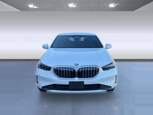 White 2025 BMW 540 xDrive