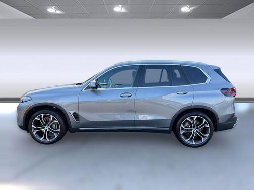 Gray 2026 BMW X5 sDrive40i