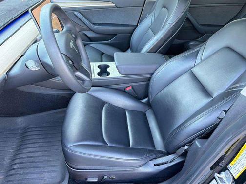 Solid Black 2021 Tesla Model 3 Performance