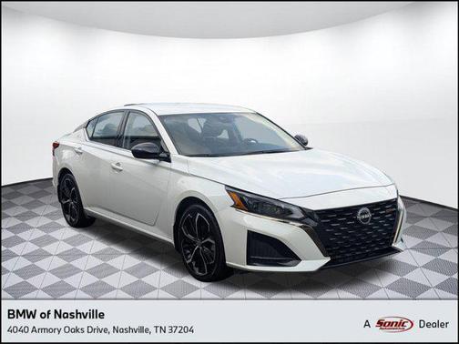 2023 Nissan Altima SR FWD