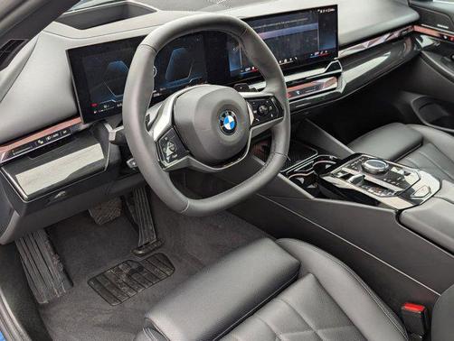 2025 BMW 540 xDrive