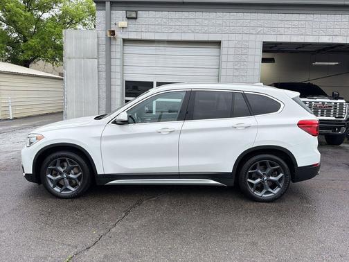 Alpine White 2018 BMW X1 xDrive28i