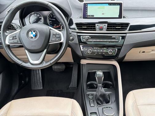 Alpine White 2018 BMW X1 xDrive28i