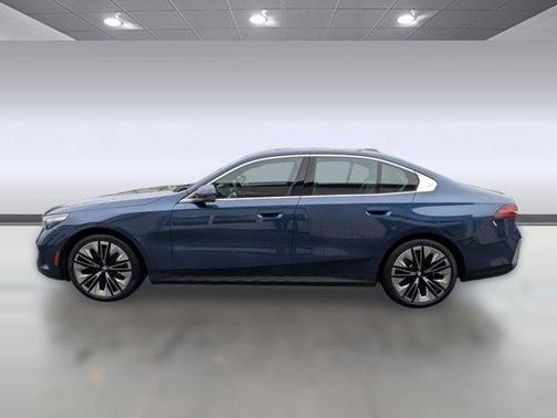 2025 BMW 540 xDrive