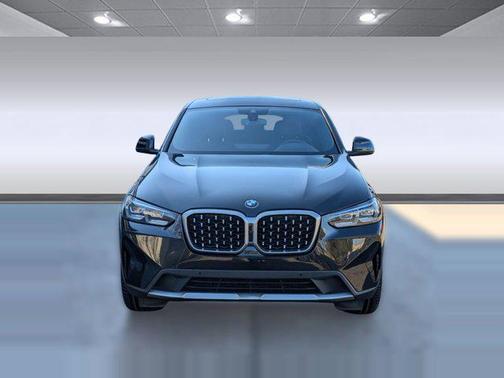 2023 BMW X4 xDrive30i