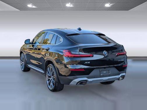 2023 BMW X4 xDrive30i