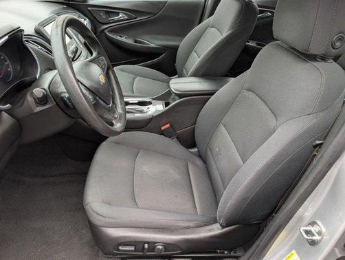 2017 Chevrolet Malibu 1LT