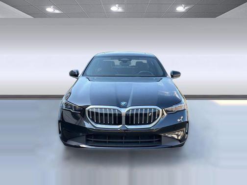 Black 2024 BMW i5 eDrive40