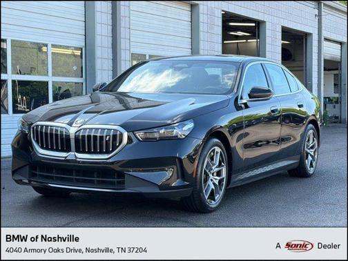 Black 2024 BMW i5 eDrive40