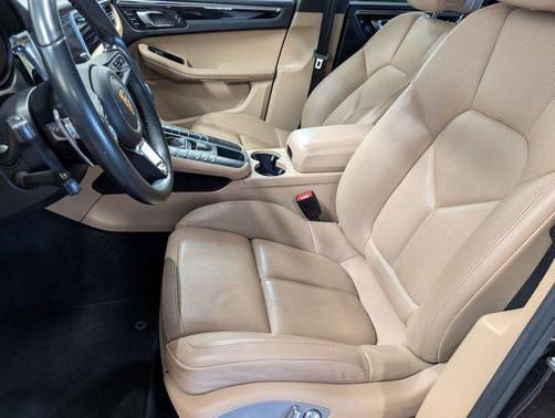 2020 Porsche Macan S