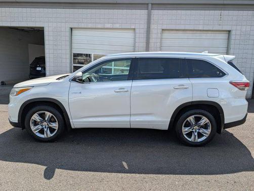 2015 Toyota Highlander Hybrid Platinum