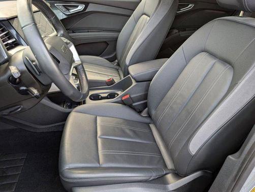 2024 Audi Q4 e-tron Prestige 50 quattro