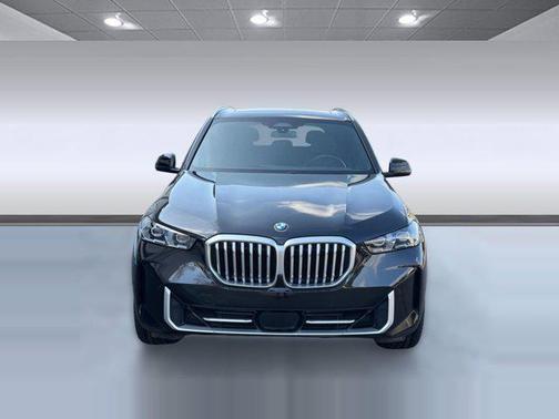 Black 2024 BMW X5 sDrive40i