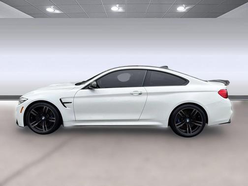 White 2016 BMW M4 Base