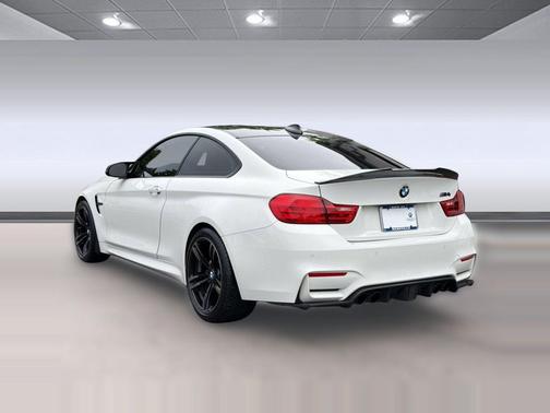 White 2016 BMW M4 Base