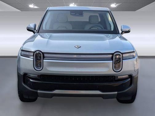 2025 Rivian R1T Adventure