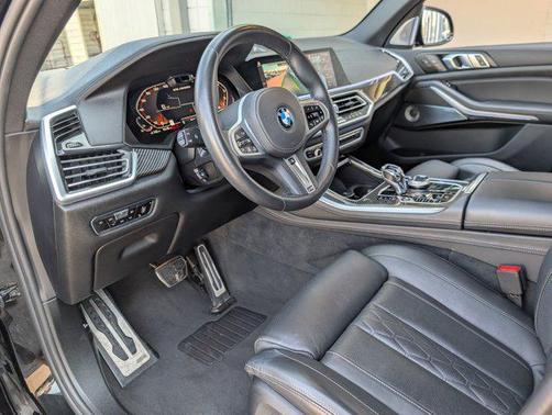 2021 BMW X5 M50i