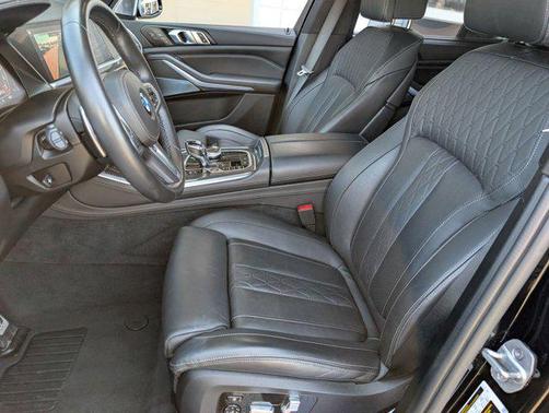 2021 BMW X5 M50i