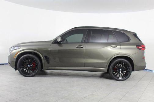 Manhattan Green Metallic 2026 BMW X5 sDrive40i