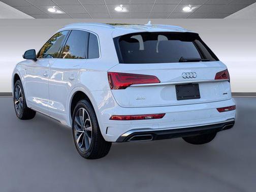 2024 Audi Q5 45 S line Premium Plus