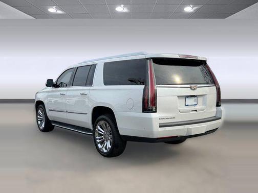 2020 Cadillac Escalade ESV Luxury