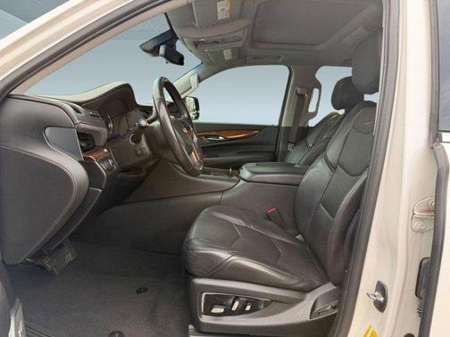 2020 Cadillac Escalade ESV Luxury