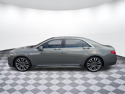 2017 Lincoln Continental Reserve