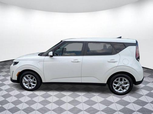 2023 Kia Soul S