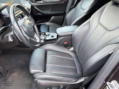 Gray 2024 BMW X3 sDrive30i