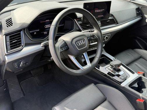 2025 Audi Q5 45 S line Premium